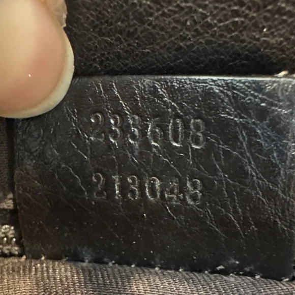 Authentic Gucci Beige and Brown GG Shoulder Bag - Picture 13 of 14